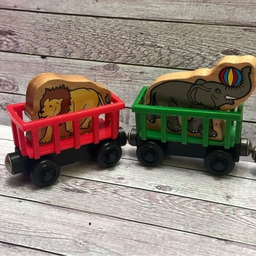 Thomas & Friends Railway Colorful Wooden Animal circus and Train Set vintage